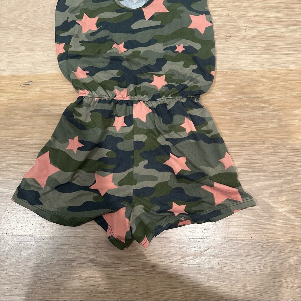 PIXIE LANE KIDS Sz 9/10 STAR/CAMOUFLAGE ONE PIECE ROMPER W DRAWSTRING GREAT COND - Picture 7 of 9